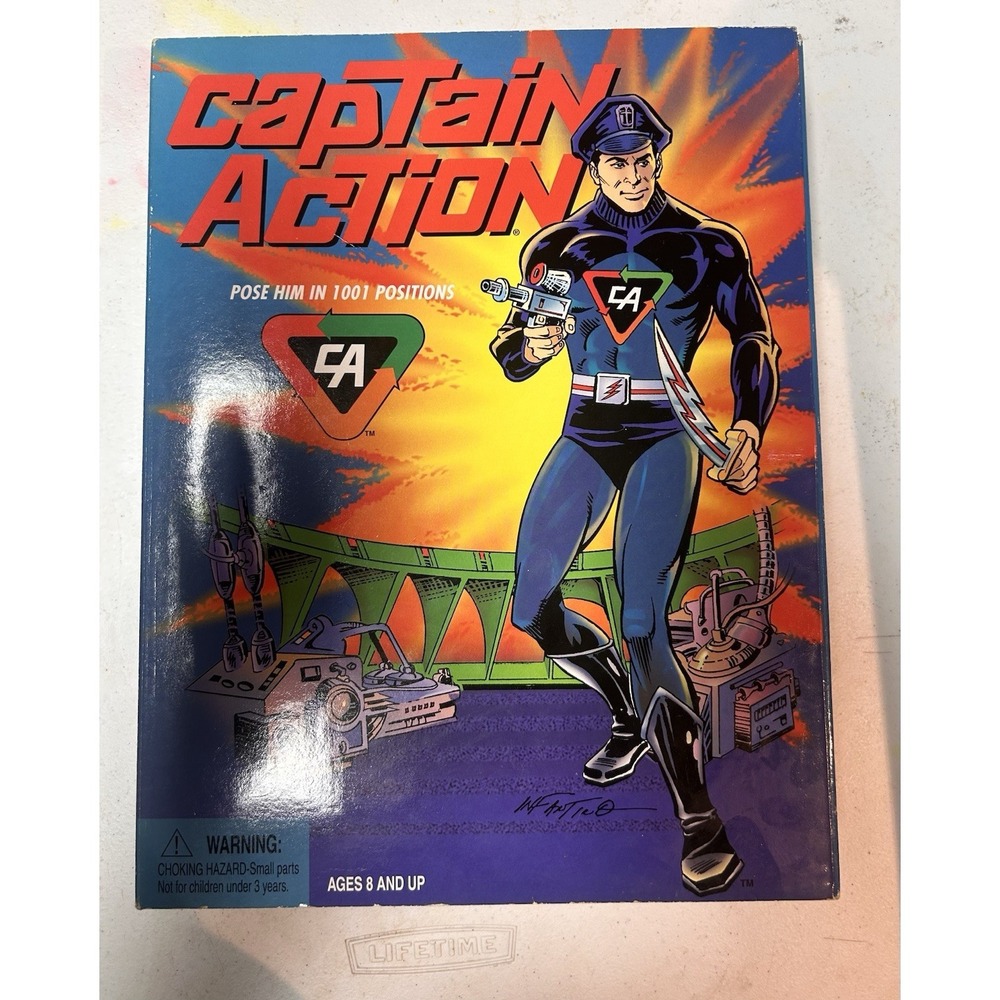 CAPTAIN ACTION - Hero Series - 12" FIGURE 1998 - Playing Mantis